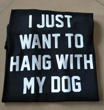 t-shirt-femme-I-want-to-hang-out-with-my-dog-noir